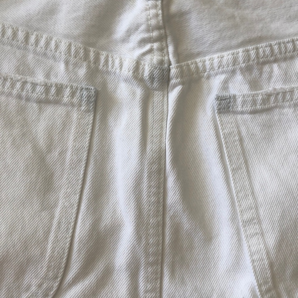 Carmar Denim
WHITE BEATRICE ZIP FRONT SKIRT - Picture 8 of 8